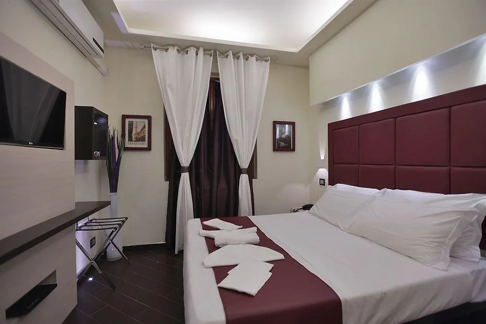 Eurohome Signa 3*,  Italy